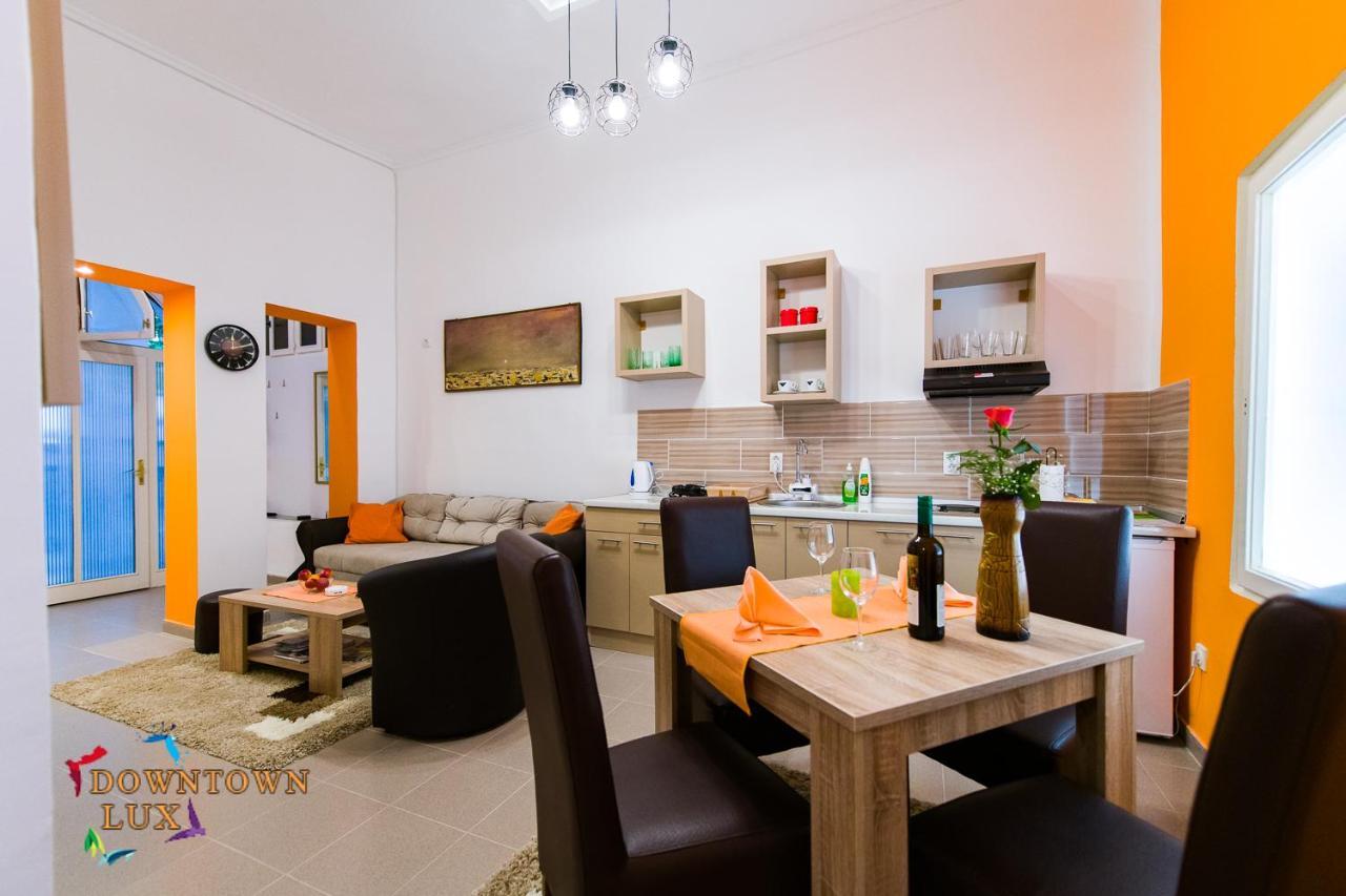 Downtown Lux Apartments, סובוטיקה מראה חיצוני תמונה